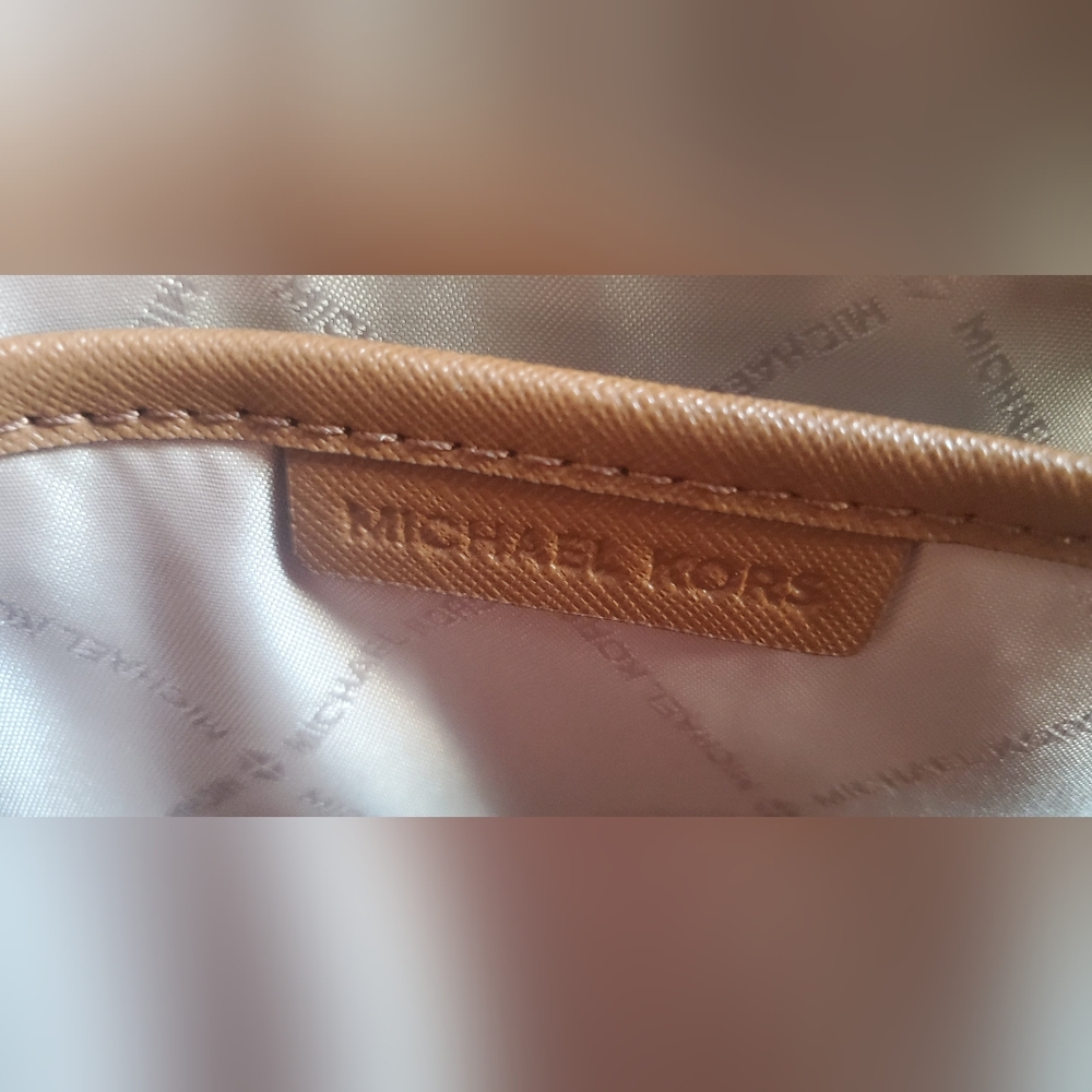 Michael Kors crossbody bags - Picture 5 of 13